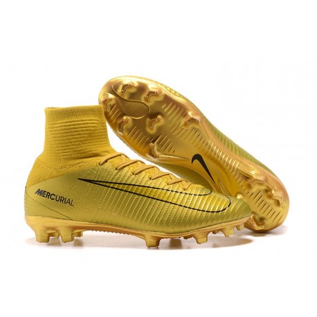 chaussure de foot or